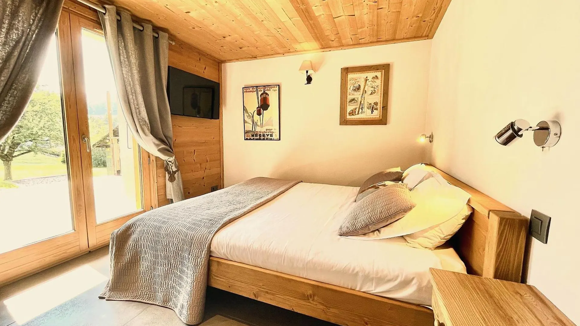 Chambres A La Ferme Au Pied Des Pistes De Megeve Demi-Quartier Guest house