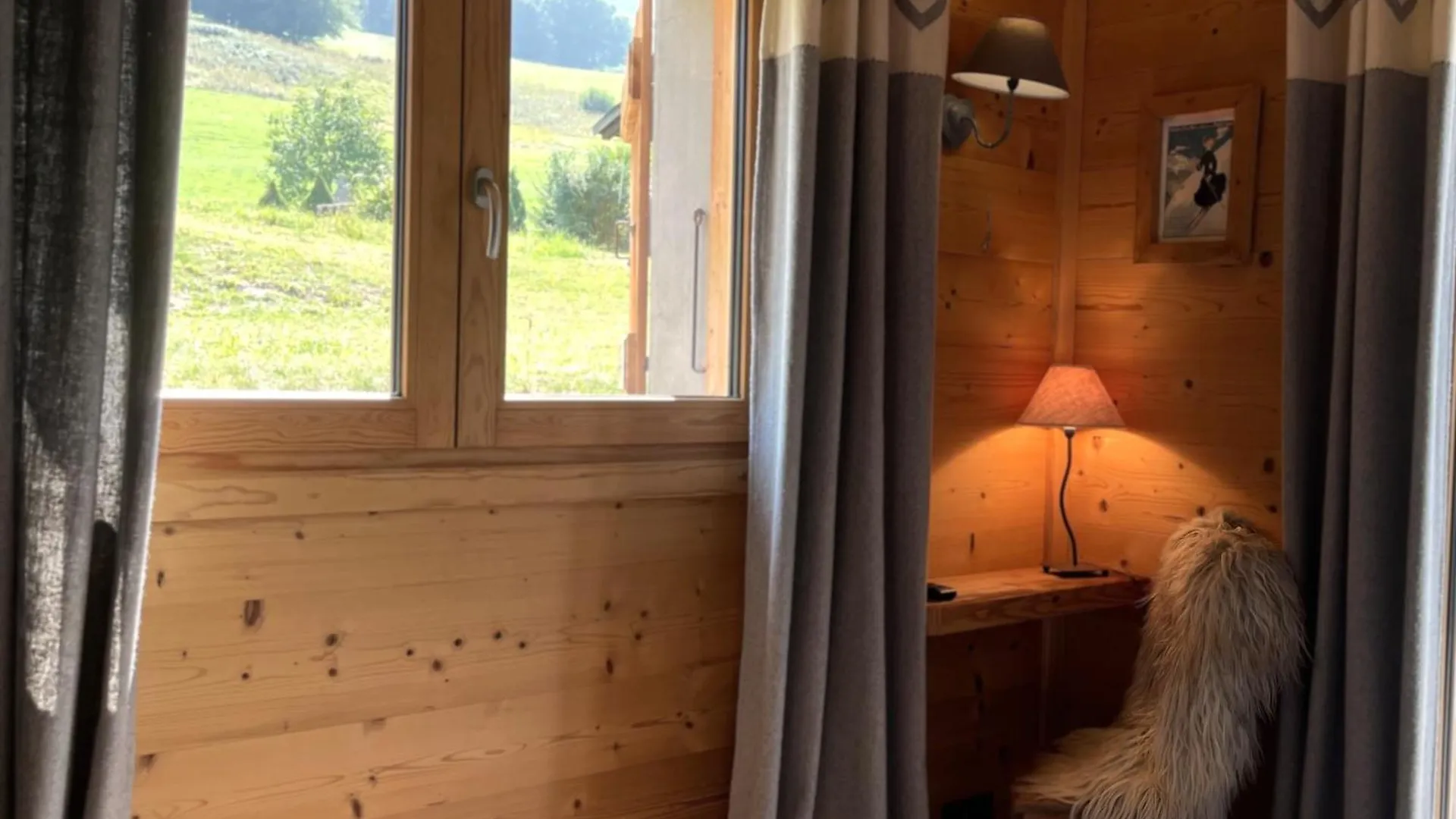 Chambres A La Ferme Au Pied Des Pistes De Megeve Demi-Quartier Guest house