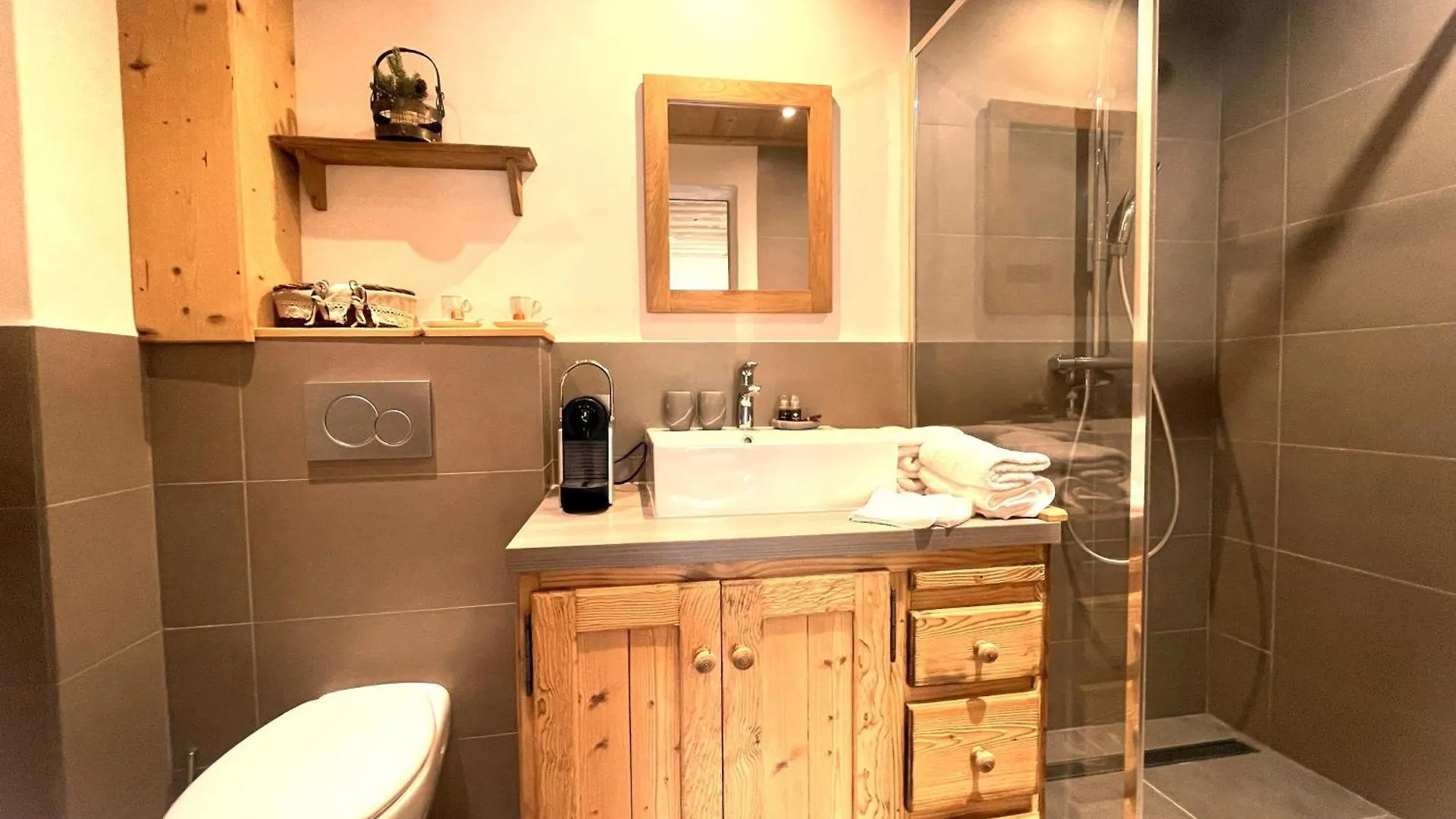 Chambres A La Ferme Au Pied Des Pistes De Megeve Demi-Quartier